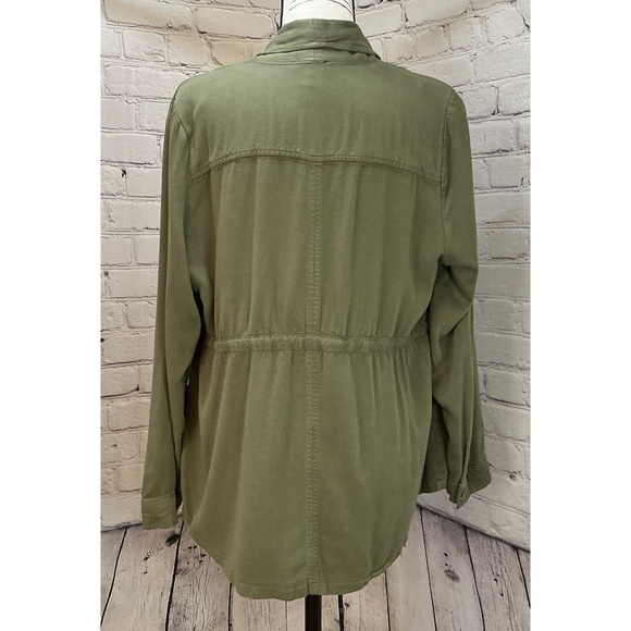 Torrid Women's Army Green Drape Front Utility Jacket (Size 0 L/12) - Picture 4 of 10